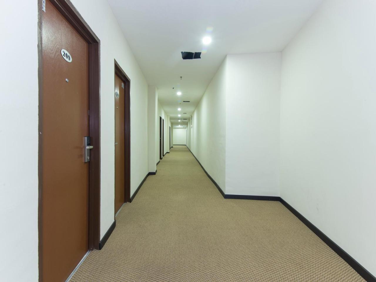 Central Hotel Bahau Eksteriør billede